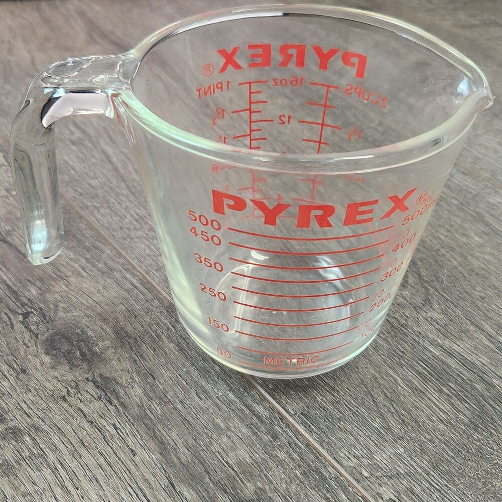 Vintage PYREX Glass 2-Cup/16 oz Measuring Cup #516 Red Capital Letters USA